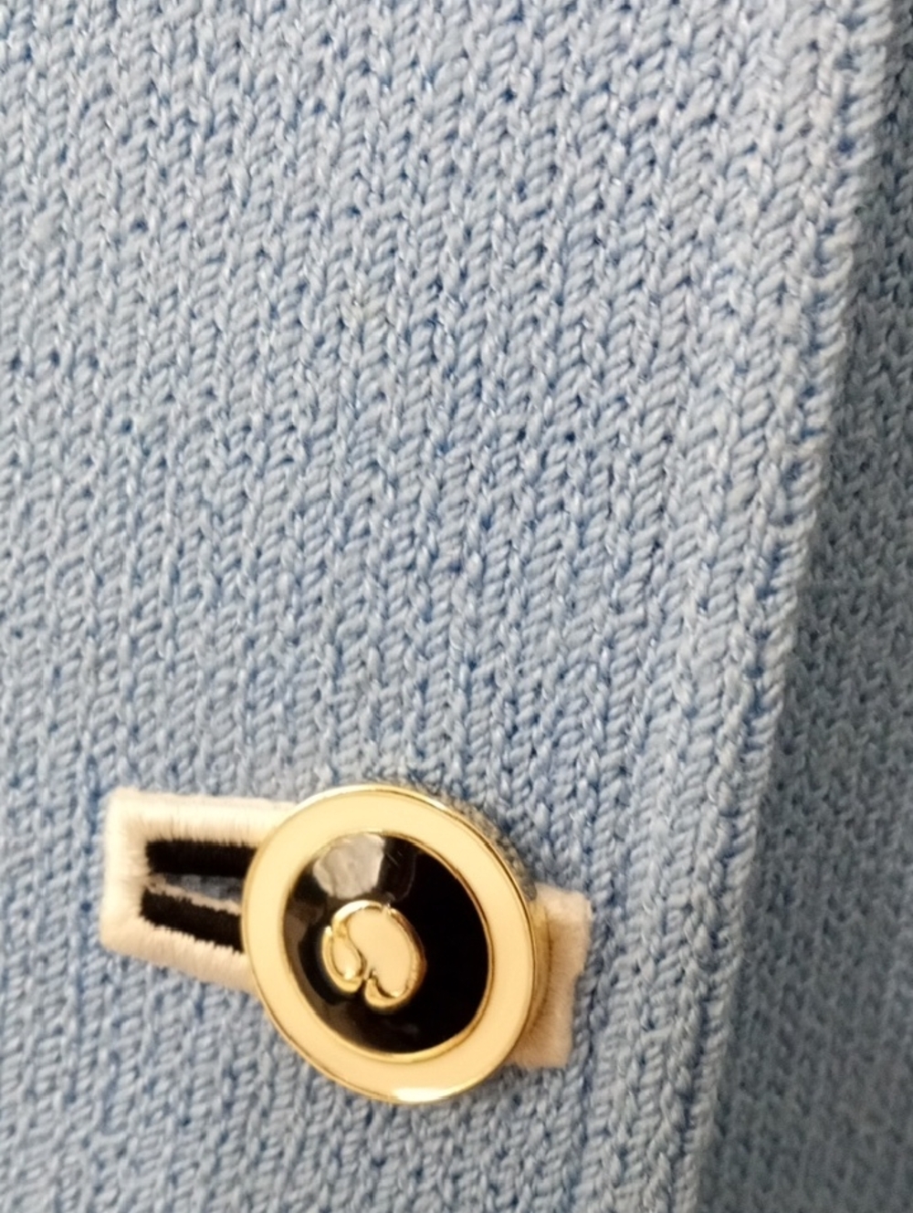 St. John Jacket - Picture 6 of 9